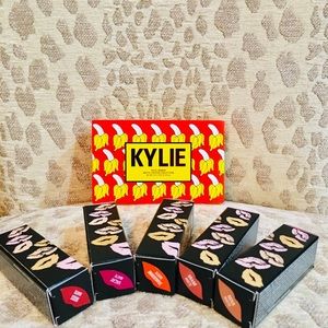 Kylie Lip Set